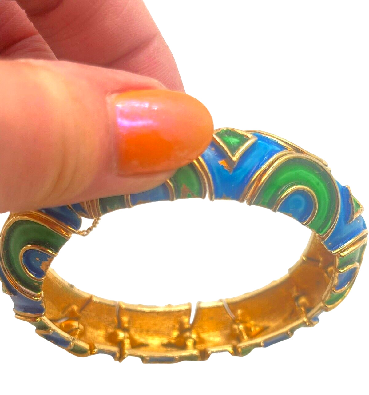 Vintage Enameled Vivid Green and Blue Bangle Link Bracelet. Raised Metal Design