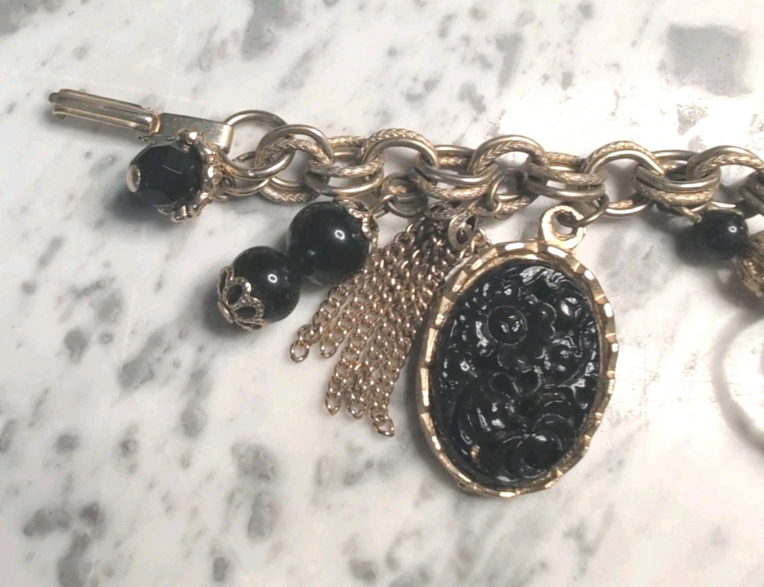 Vintage Black And Gold Tone Chain Ball Dangles Charm Bracelet Pendants.