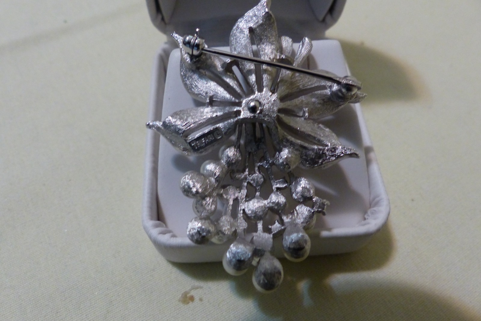 Vintage Crown TRIFARI Slver-Tone Rhinestone / Faux Pearl Brooch and Clip Earings