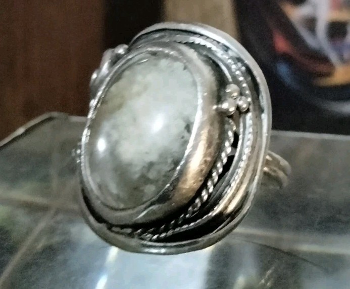 VTG Sterling Silver Arts & Crafts Ring Wire Rimmed Lodolite Phantom Quartz SZ10