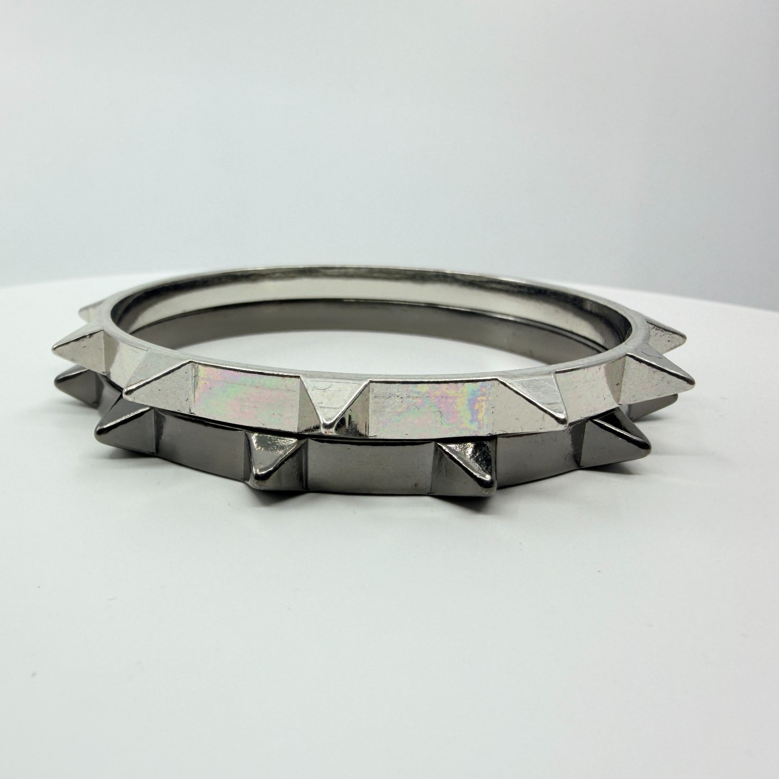 VTG Punk Spiked Bangle Bracelets 2 pc Silver Tone Gunmetal Metal Moto Goth Edge