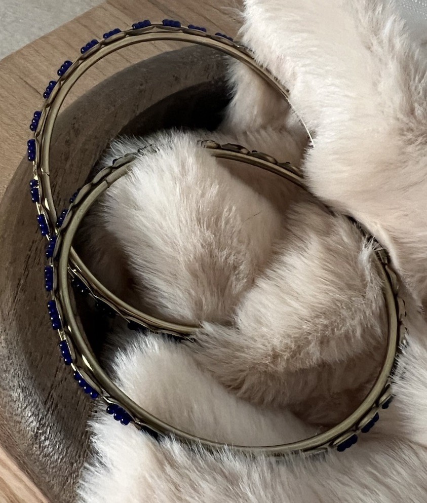 Vintage Blue Trade Bead Bangle Bracelets Brass/Gold-Tone Metal