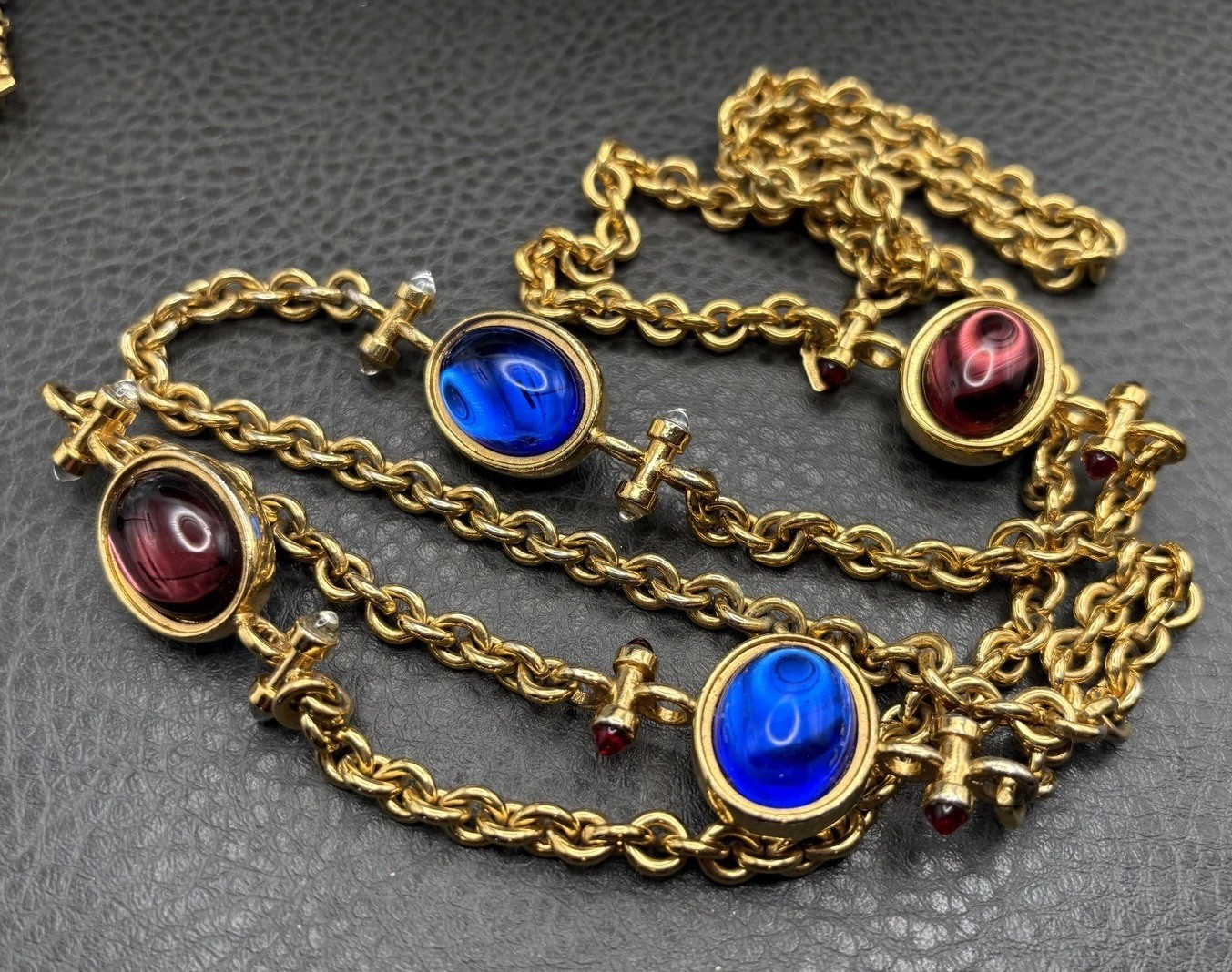 Vintage 80s Monet Gold Tone Gripoix Style Necklace Blue Purple Cabochon Station