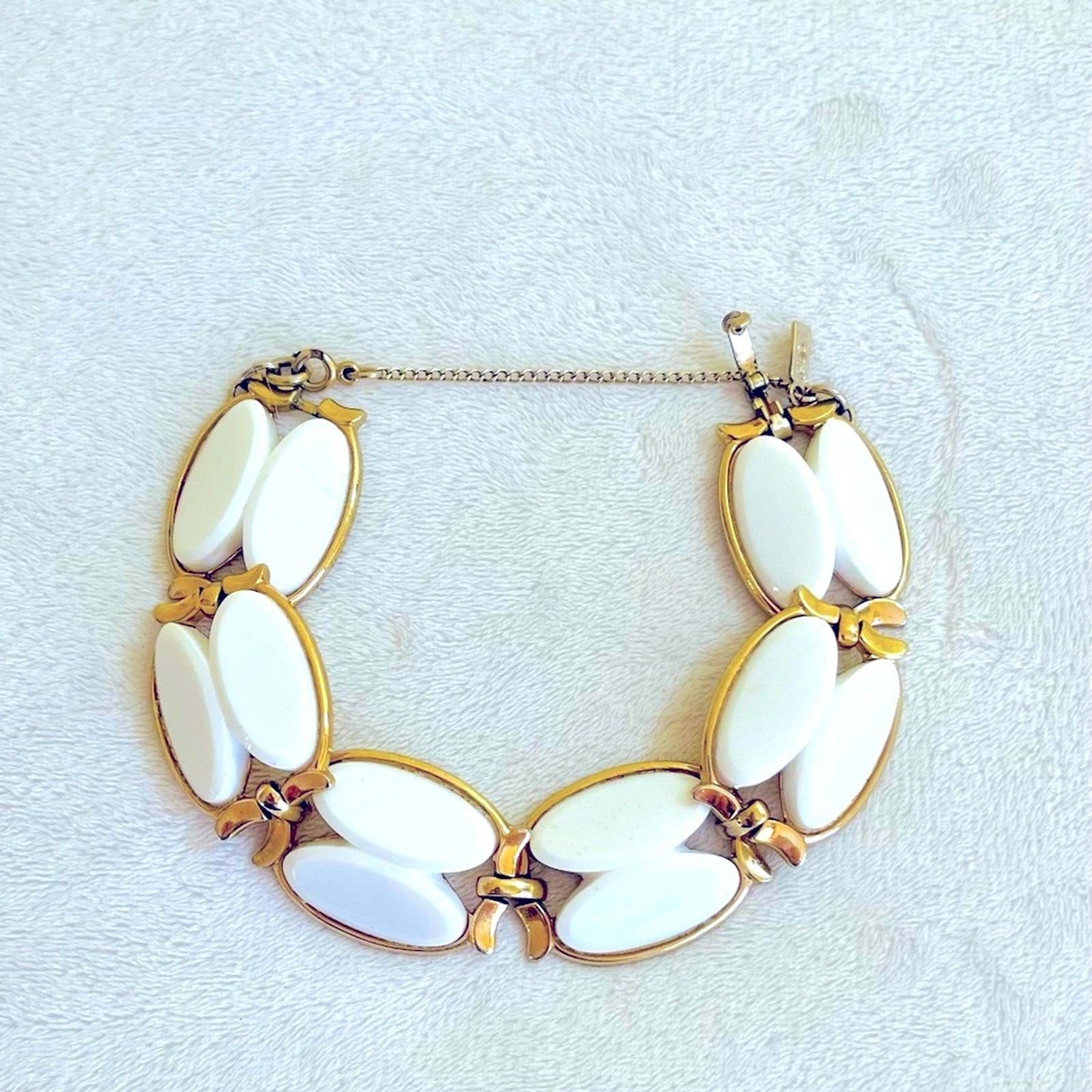 Vtg Round Filigree Scroll-Work Pierced Metalwork Earrings Pierced Rivited