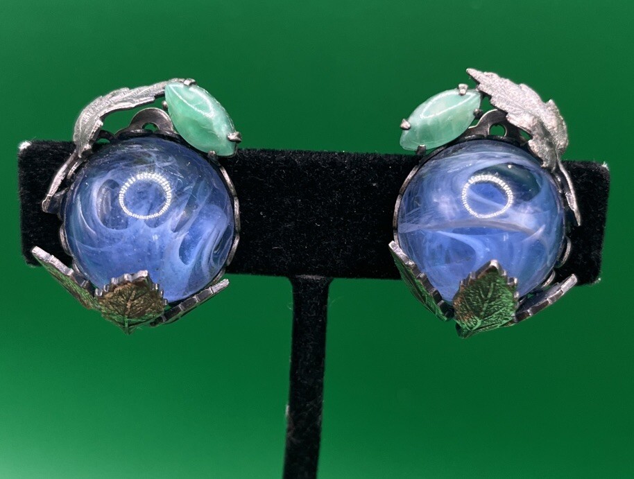 Vintage Silver Tone Blue Gripoix Glass Cabochon Clip Earrings? Austria?