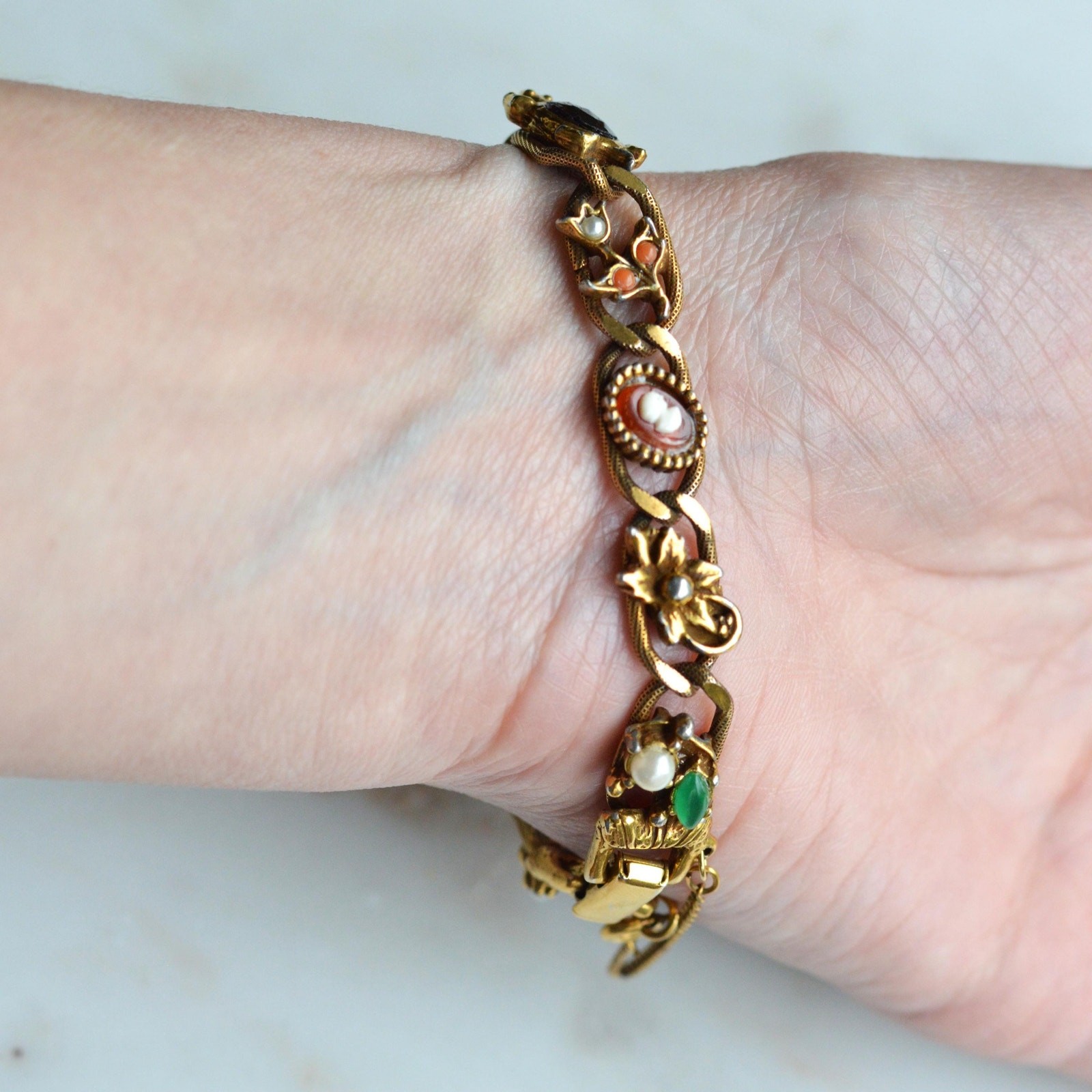 Vintage Signed Goldette N.Y. Victorian Revival Slide Bracelet