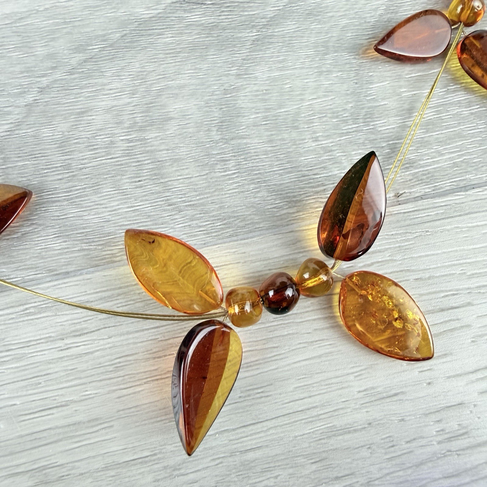 Genuine Baltic Amber Honey Polished Leaf Floral Boho Statement Wire Necklace