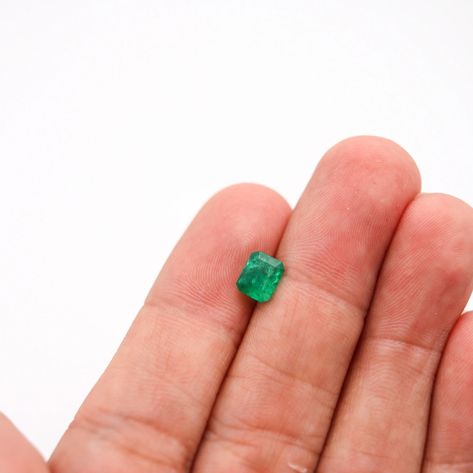 GIA CERTIFIED Emerald Rectangular Shape Vivid Green 1.50 Carats GIA-6223072276