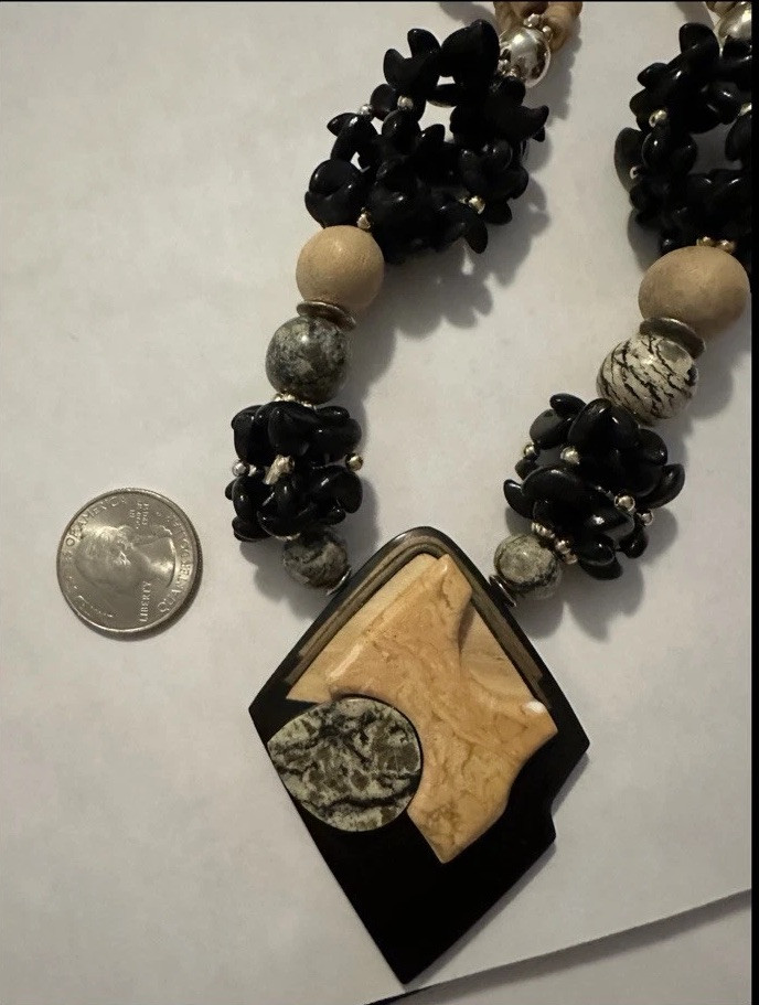 Boho Wood Bead Chain Necklace With Lucite And Stone Pendant & Lucite Accents 24”