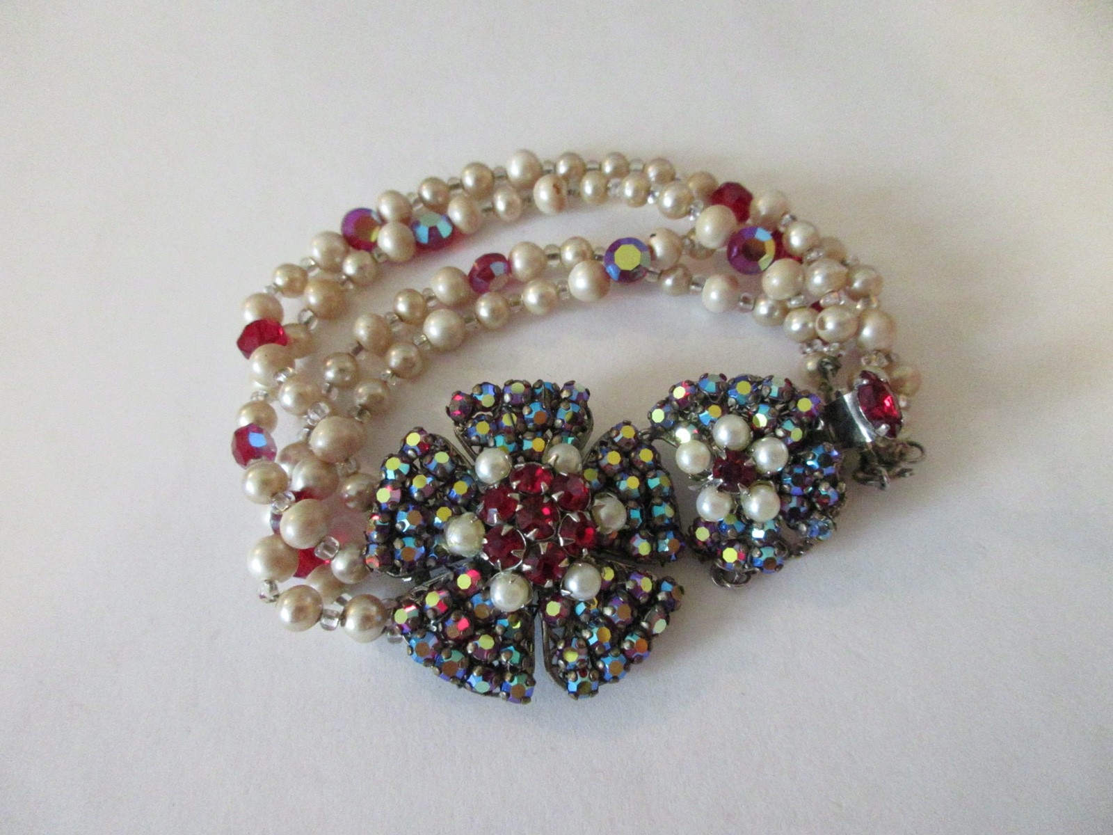 vintage signed ORIGINAL BY ROBERT rhinestone pearl necklace and bracelet set