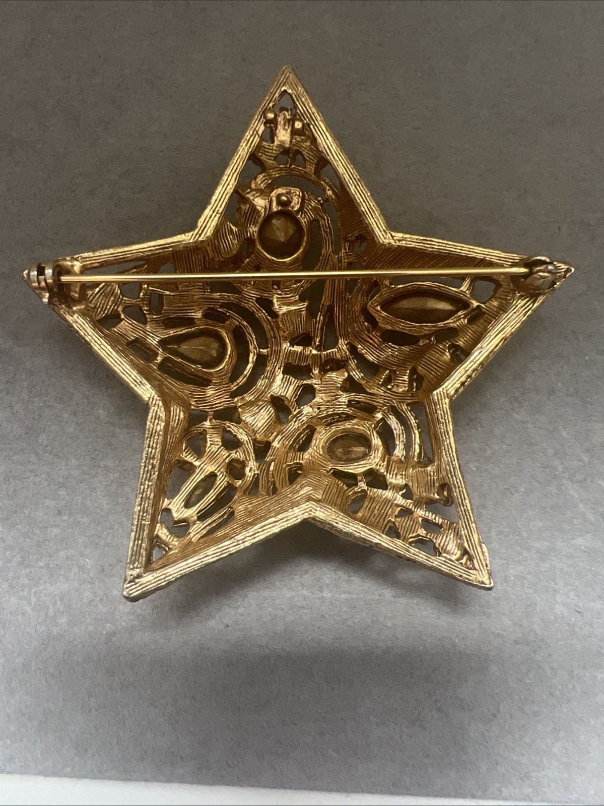 LaRoco La Roco Domed Paisley Rhinestone Star Brooch Pin Greens & Blues