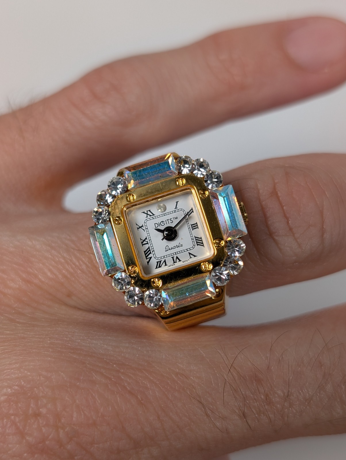 Vtg Digits Bonetto Ring Watch Rhinestone Bezel Gold Tone Expansion Band RUNNING