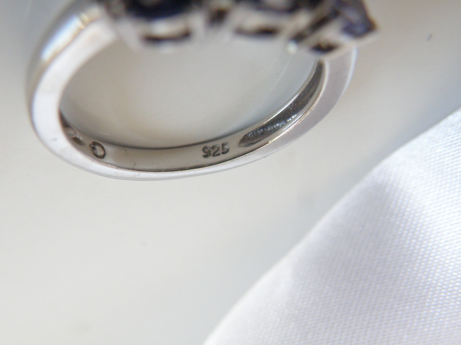 Vintage Sterling Silver 925 Natural Heated Tanzanite Band Ring Size 7