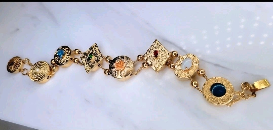 VERY RARE! Vintage Krementz Slide Bracelet 14/20 GF | 7 Decorative Slide Charms