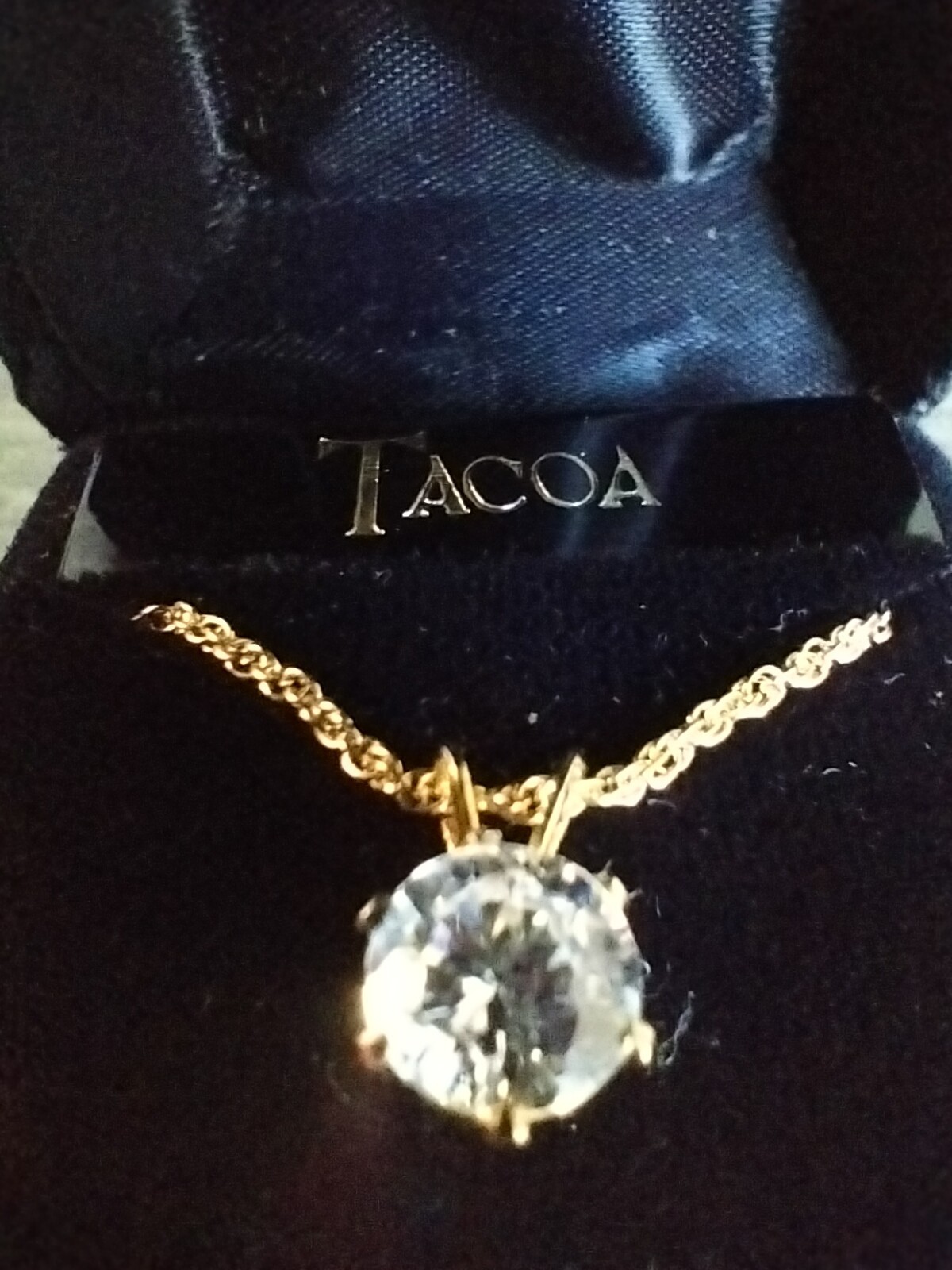 Tacoa 2 CT T.W. 16″ Cz Necklace In Original Box . Great Condition 👍