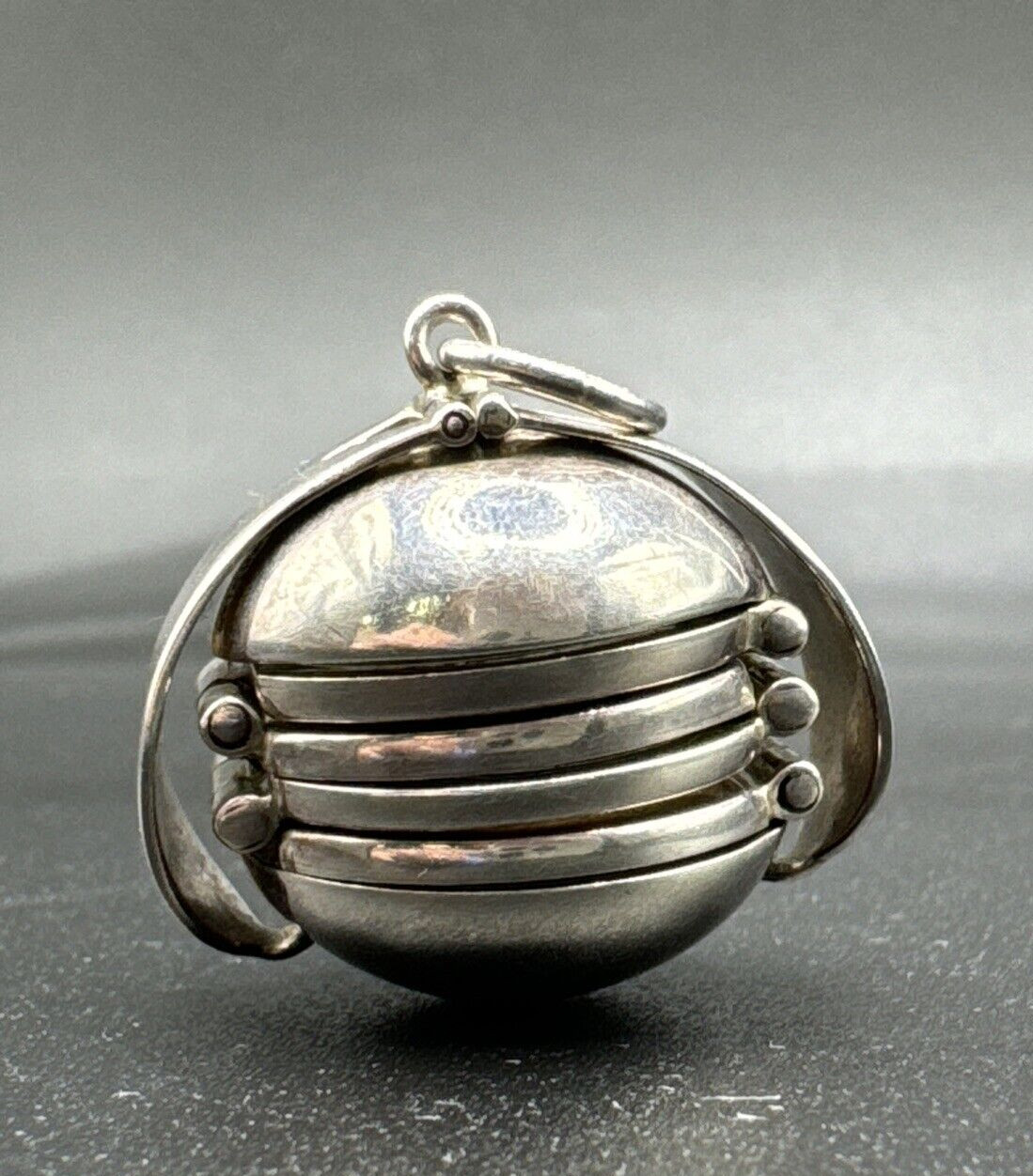 Retro Vintage Sterling Silver Expanding Ball Locket Photo Pendant, 20.2g