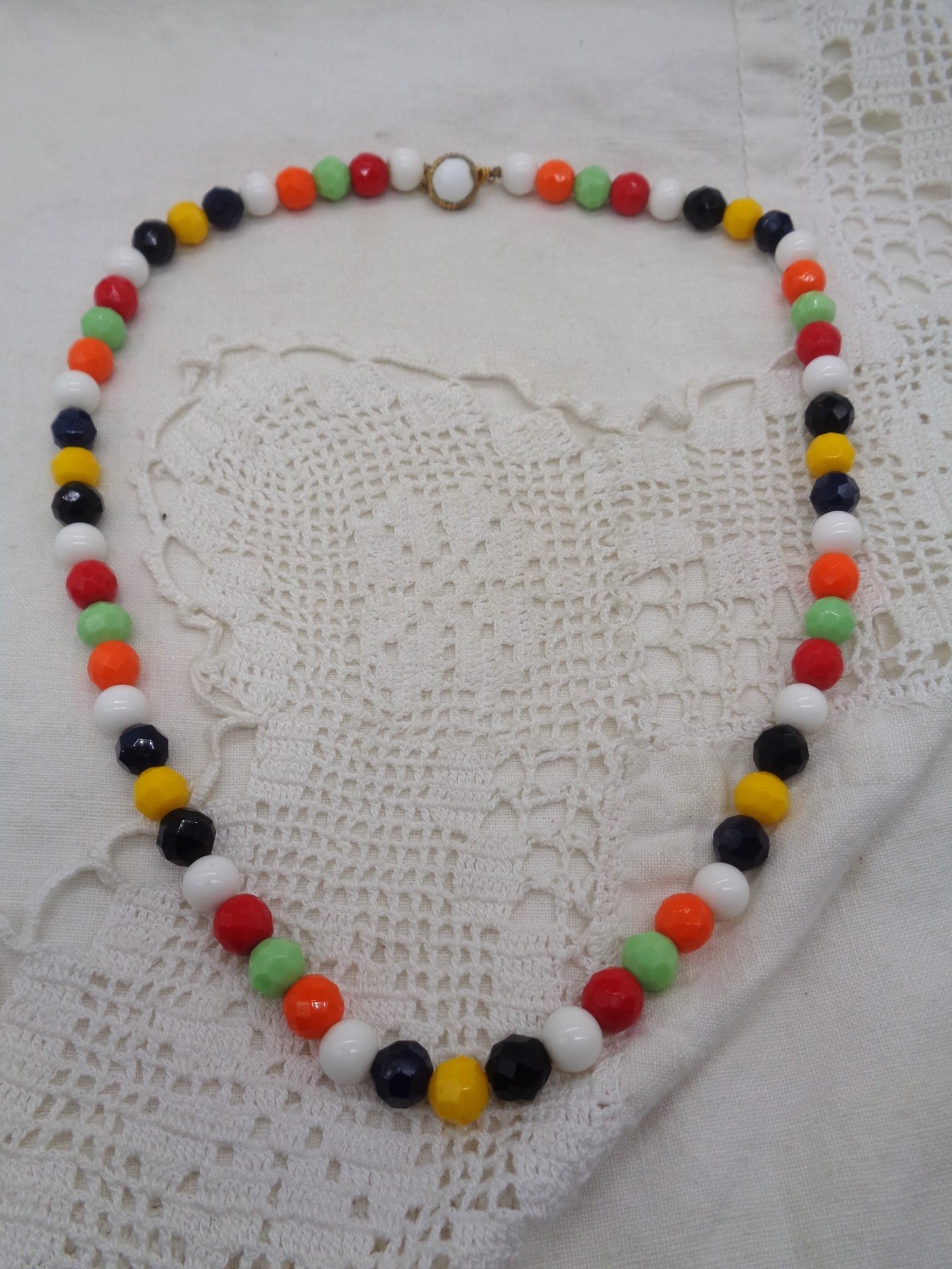 Vintage MULTICOLOR Fire Polished CZECH GLASS Faceted Opaque BEAD NECKLACE
