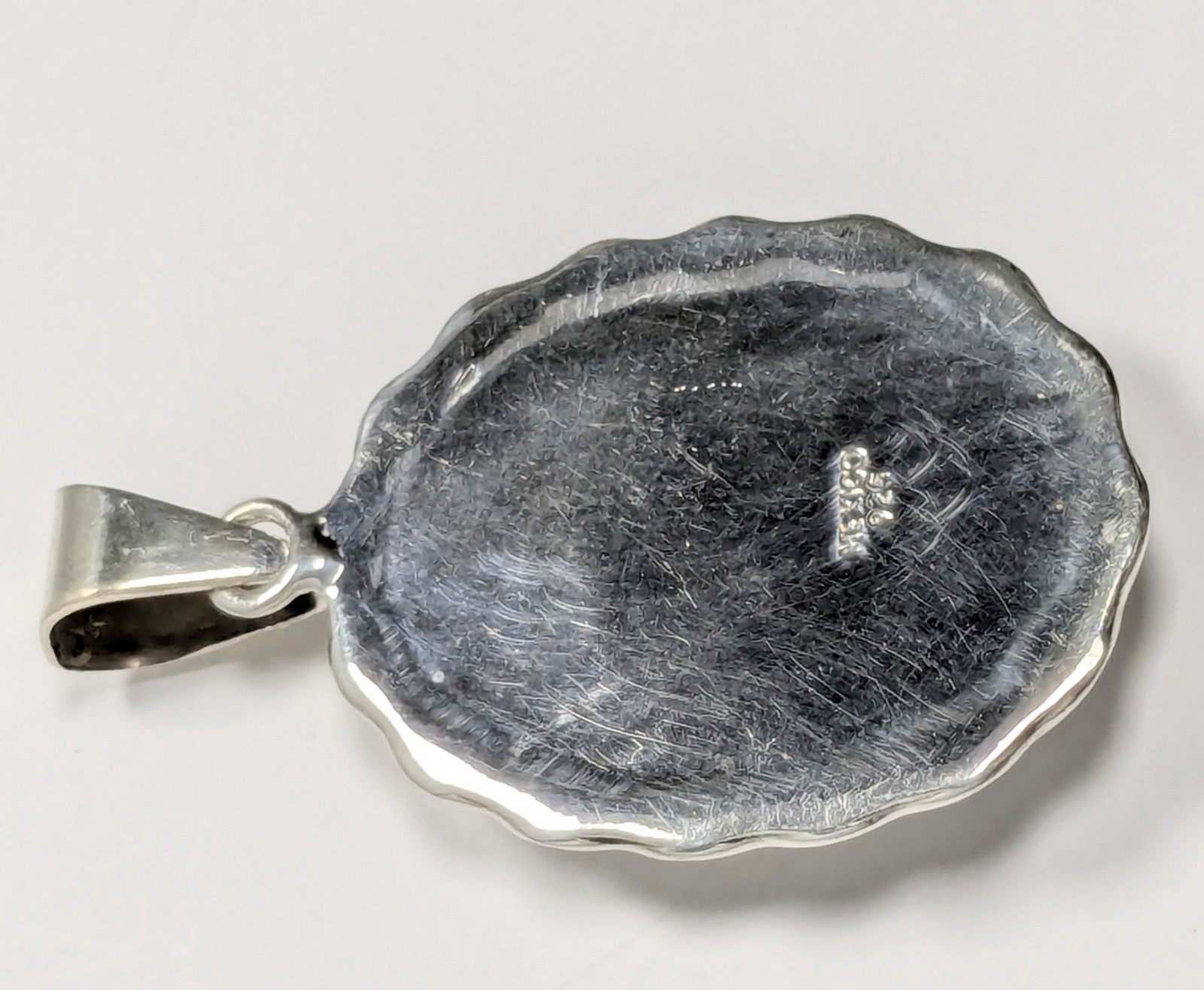 925 Mexico Sterling Silver Black Onyx Pendant 16 grams Preowned