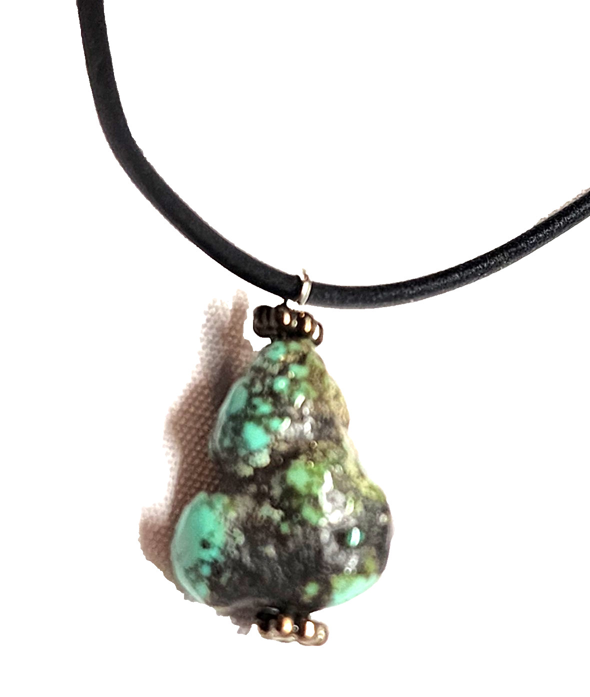 Vintage Natural South-Western Turquoise Bead Pendant Necklace 19″ Black Cord
