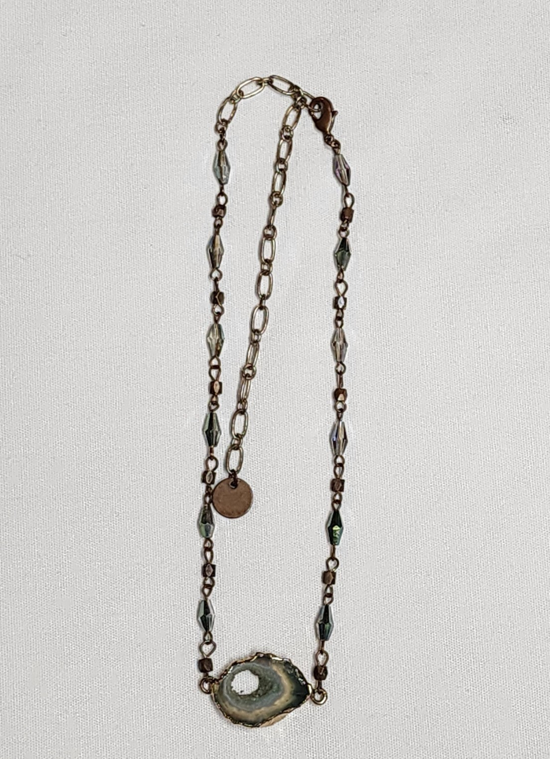 Vintage Sweet Lola Brass Blue Green Beaded Geode Pendant Necklace 17″ Choker