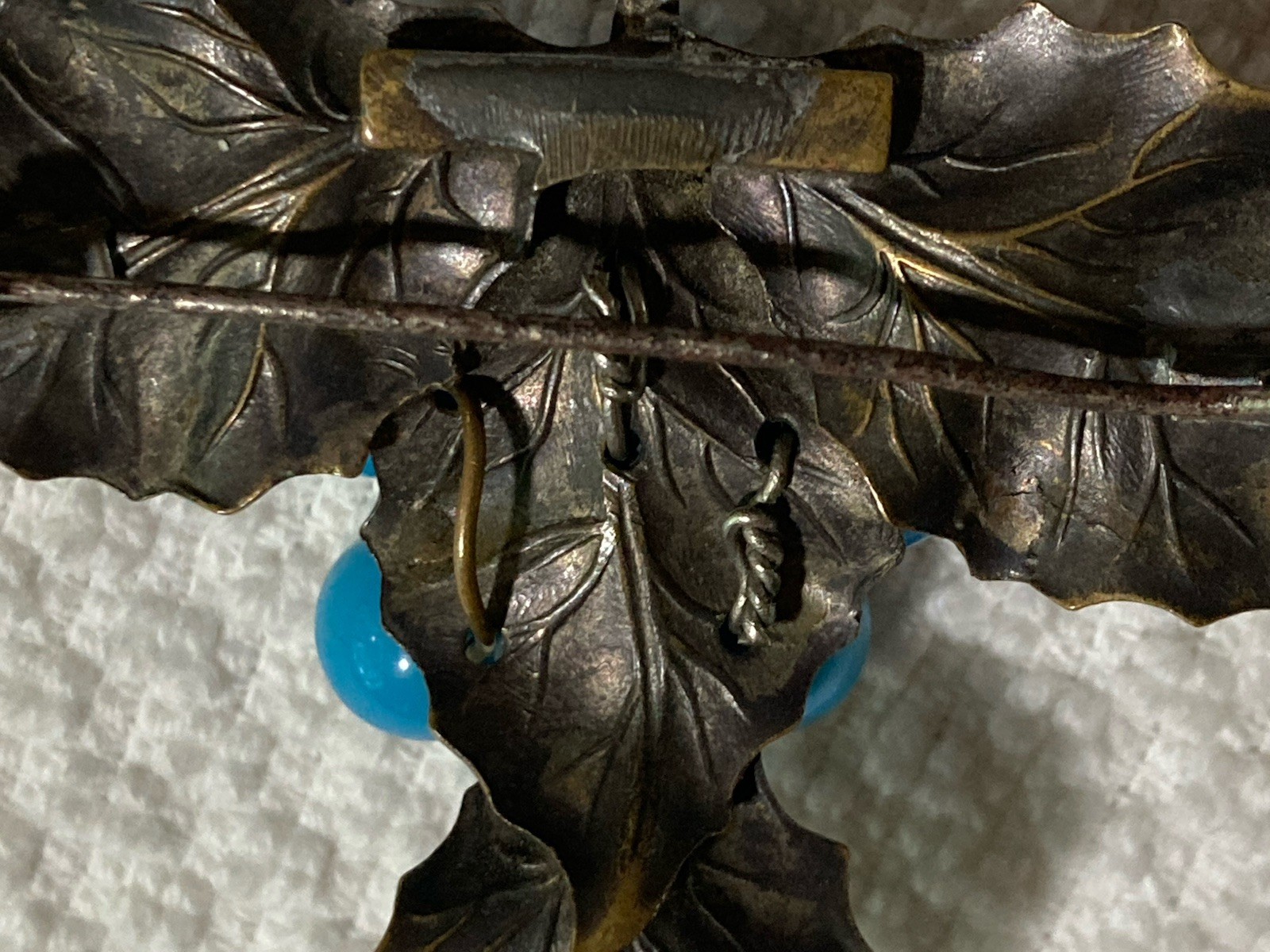 Early Miriam Haskel Unsigned Layered Maple Leafs/Wired On Glass Berries Pre 1947