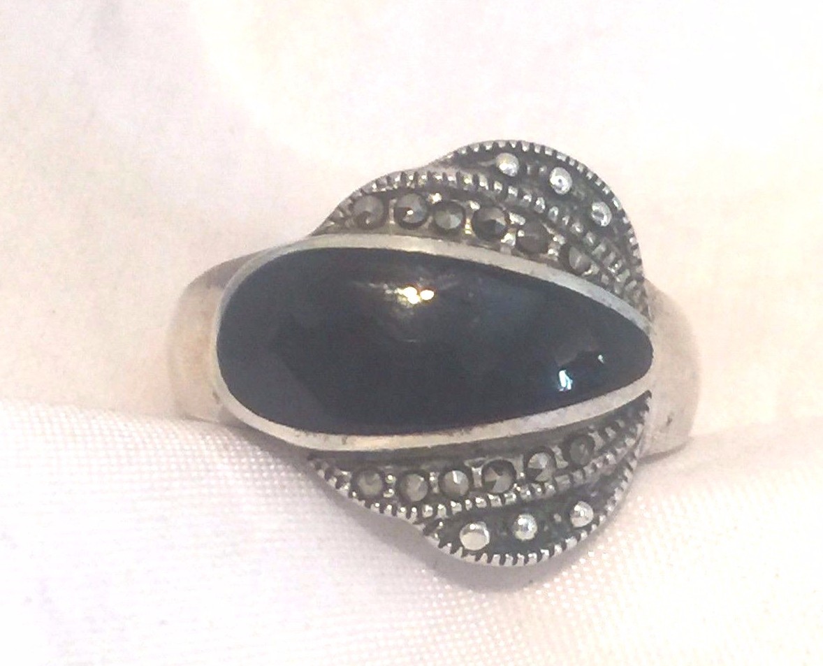 Vintage Sterling Silver Ring Onyx & Marcasite Size 7 5.7g