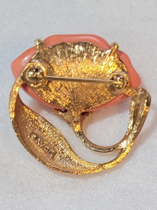 Vintage Signed AVON GoldToned Lucite Poppy Flower Pin Brooch Coral Color