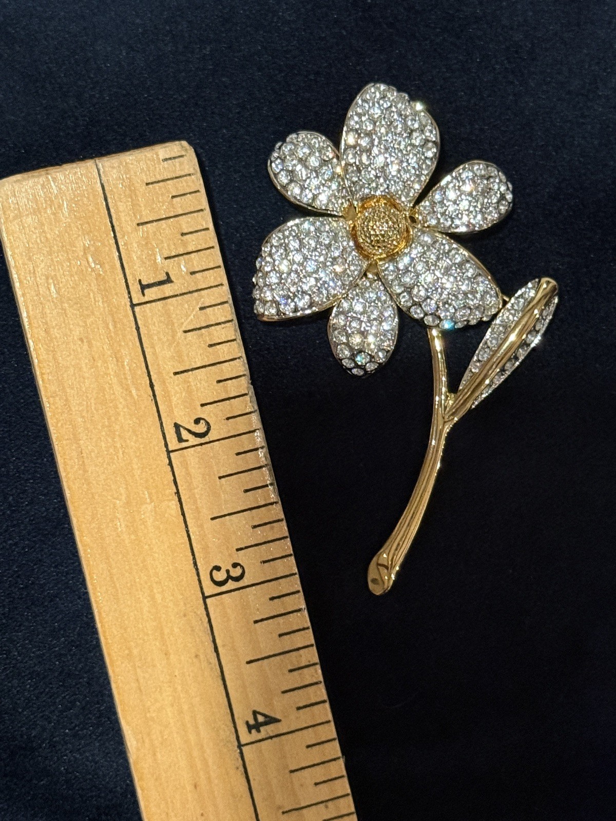 Vintage 60’s CIRO Brooch Pin Daisy Rhinestone Flower Gold-tone Finish High End