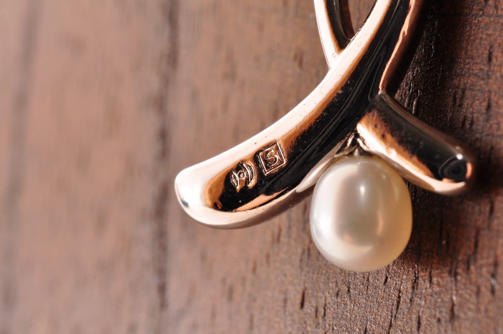Near mint Japan brand “TASAKI” pearl pendant 925 silver material (total 17.5ct).