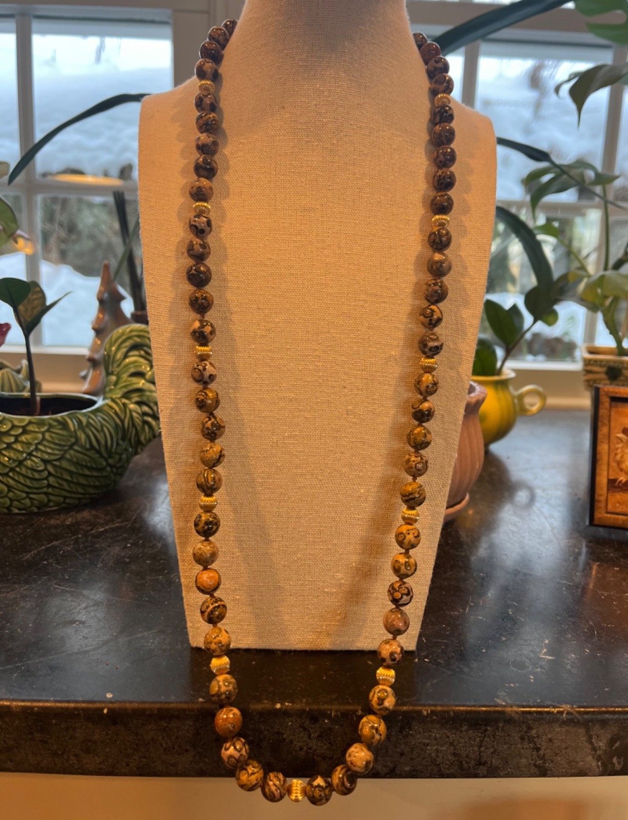 Stunning Heavy Knotted 34″ VTG Leopard Jasper w/ Goldtone Spacers. No Clasp