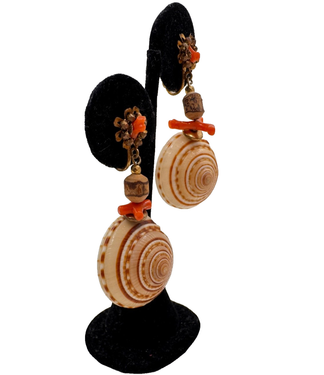 MIRIAM HASKELL SIGNED EXTREMELY RARE CORAL CHANDELIER EARRINGS SEASHELLS SCREW B