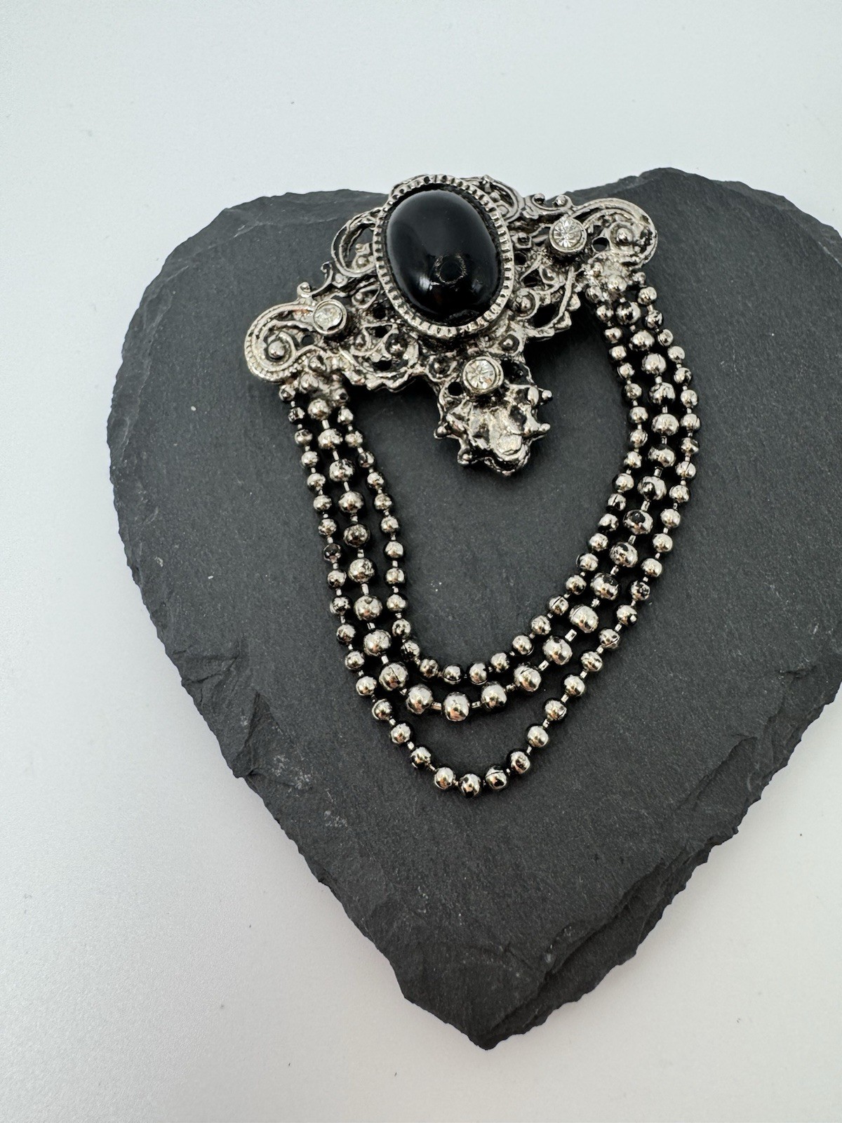 VTG Victorian Revival Gothic Brooch Silver-tone W/ Black Faux Onyx Cab Art Deco