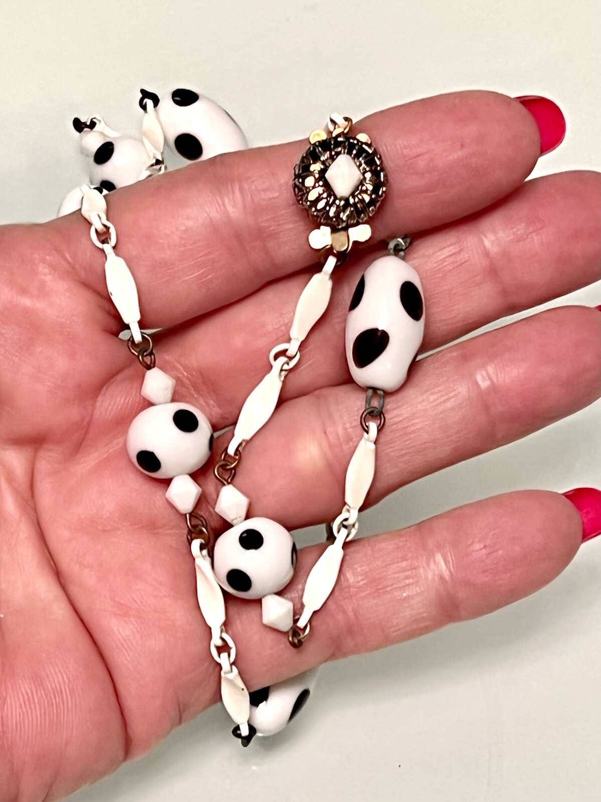 RARE VNTG. MURANO GLASS~BLK&WHT DOTS~ENAMELED BAR LINK STATION NECKLACE ~28”