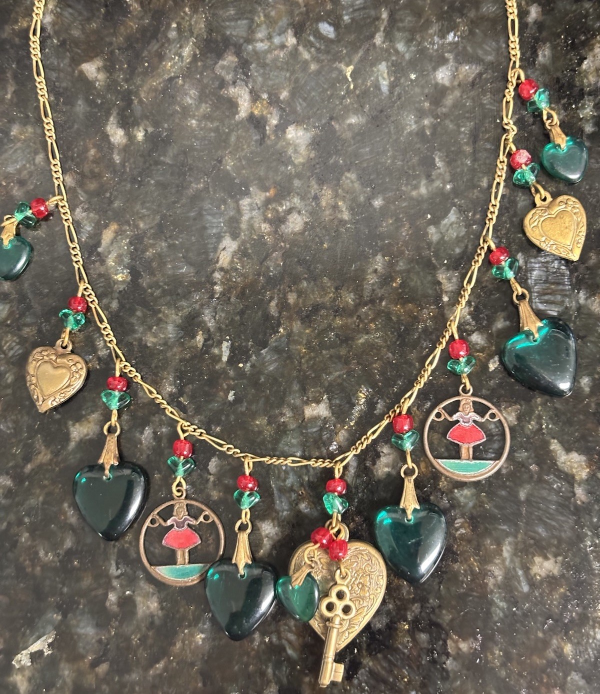 Vtg Glass Works Studio Hearts & Charms Necklace Green & Red