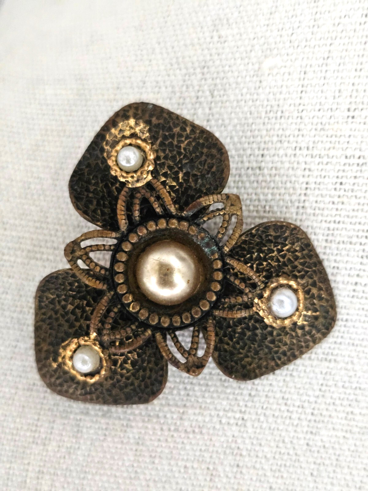 1930’s-1950’s Flower Brooch / Dress Clip Hammered Bronz/Brass With 4 Faux Pearls