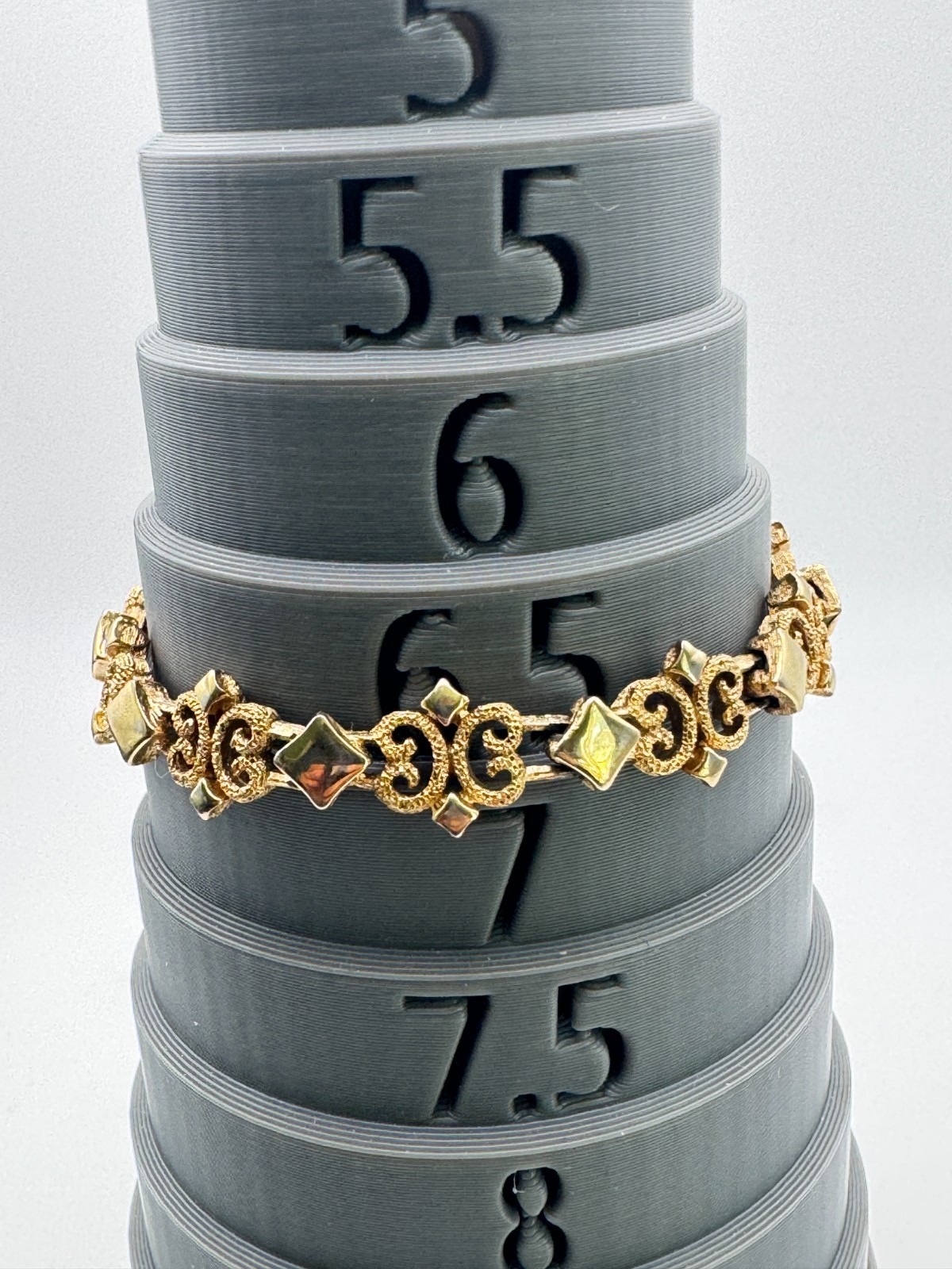 Vintage Avon Bracelet Precious Pretenders Gold Tone Scroll Link 1971