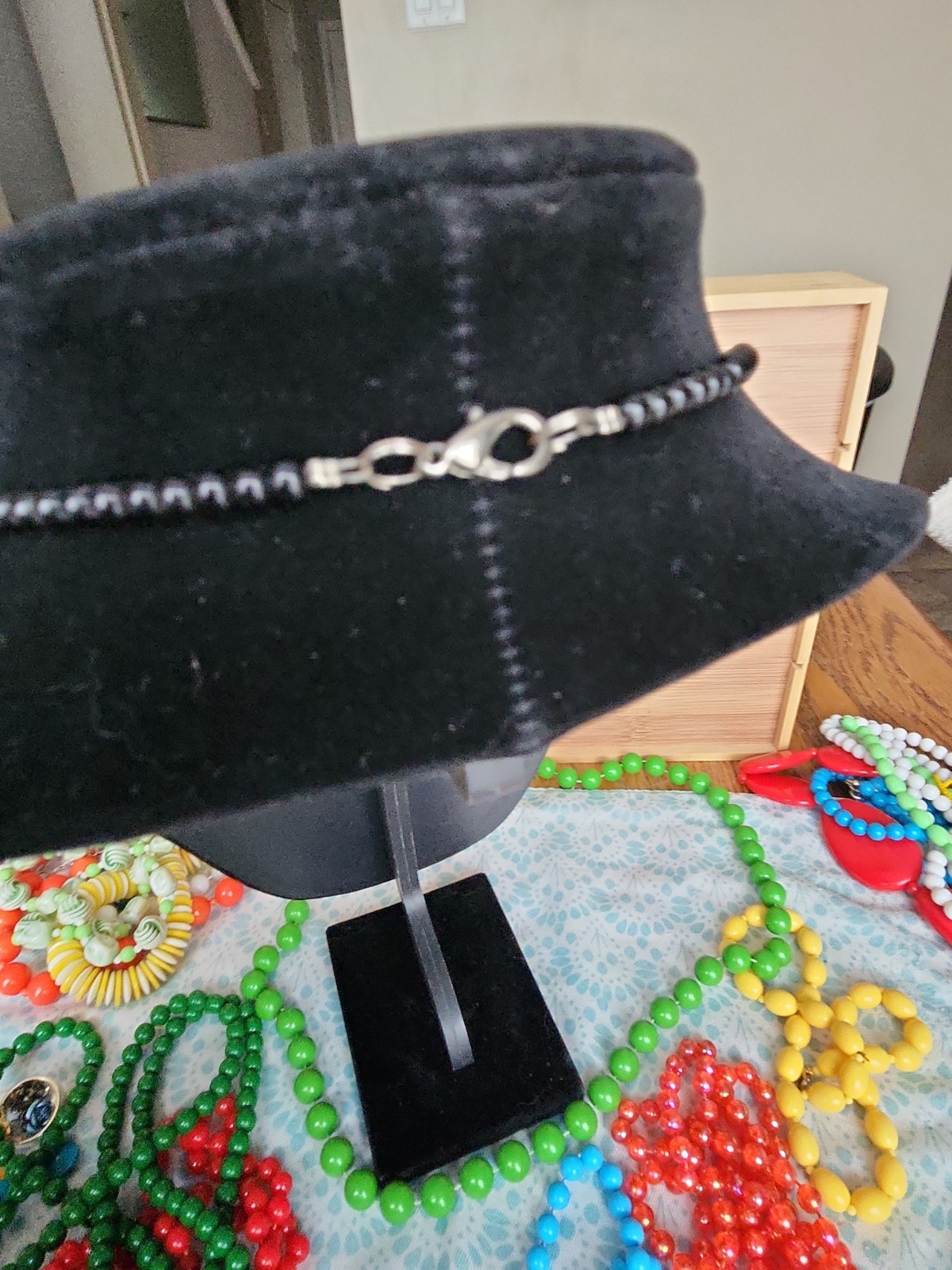 Huge Lot of Vintage Lucite acrylic Glass beaded Necklaces 1950s-1980s