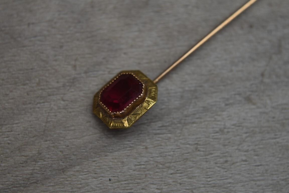 Vintage 10K Yellow Gold Red Pink Stone Stick Pin Hat Pin 1.28g Victorian Antique