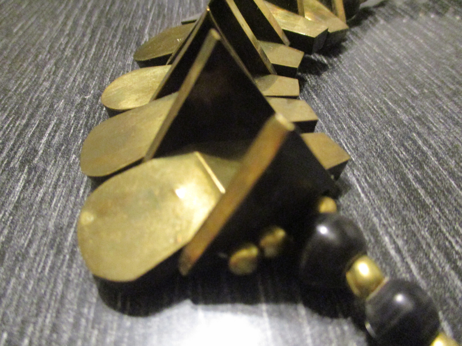 Vintage Gold Tone Metal Spike Resin Bead Punk Goth Industrial Choker Necklace
