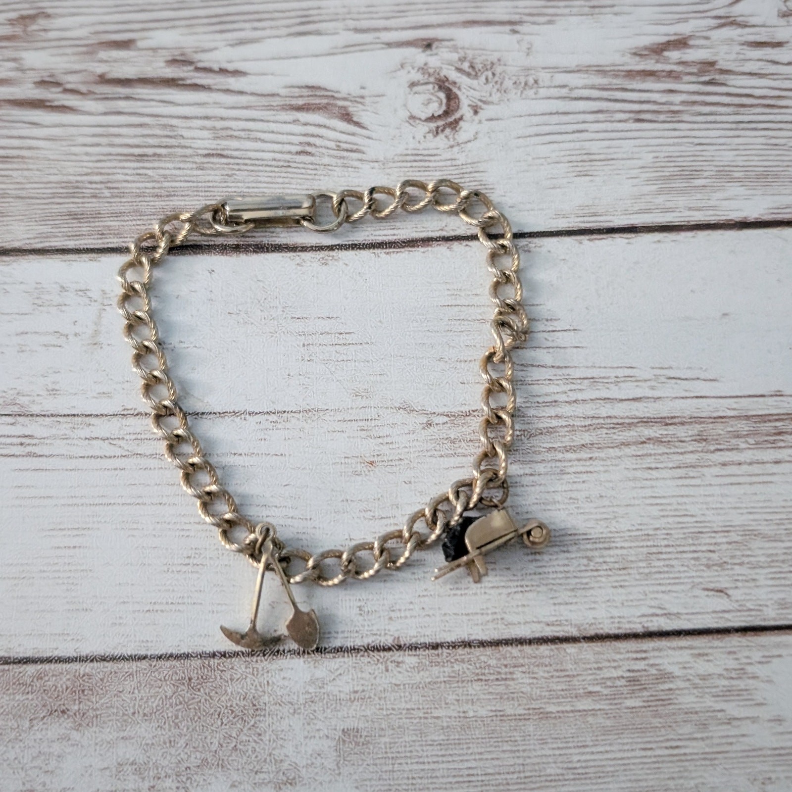 Vintage Bracelet – Gold Tone with Gardening Charms – Tarnished