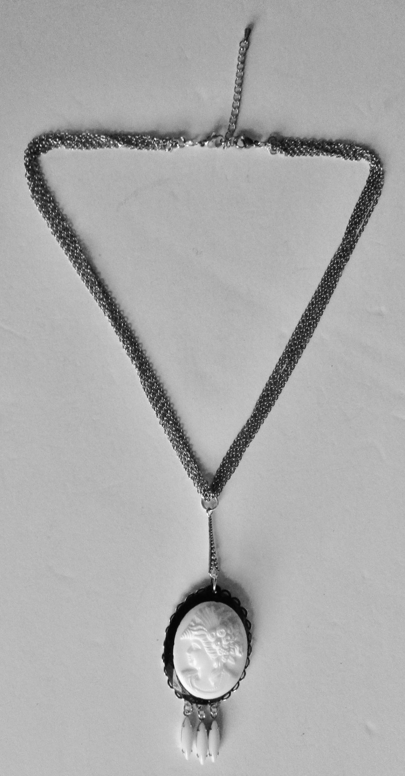 Vintage White Cameo Glass Pendant Necklace With Adjustable Necklace Length/Boho/