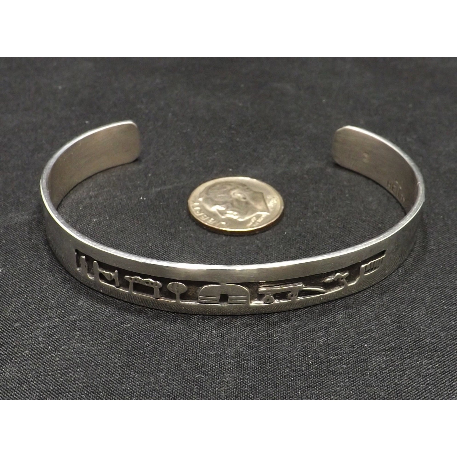 Navajo AC Henry Sterling Storyteller Cuff Bracelet Signed Vintage