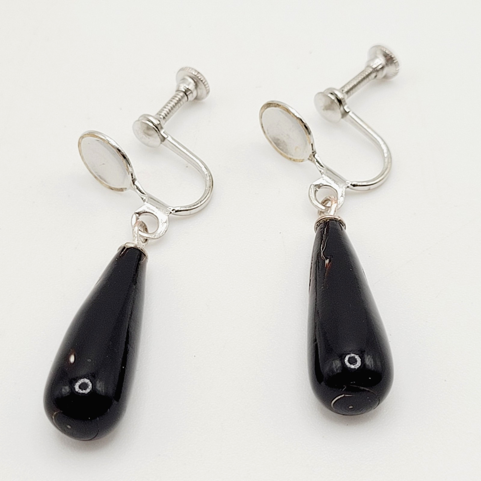 Hawaiian Natural Black Coral Teardrop Torpedo Mixed Tone Vtg Screw Back Earrings