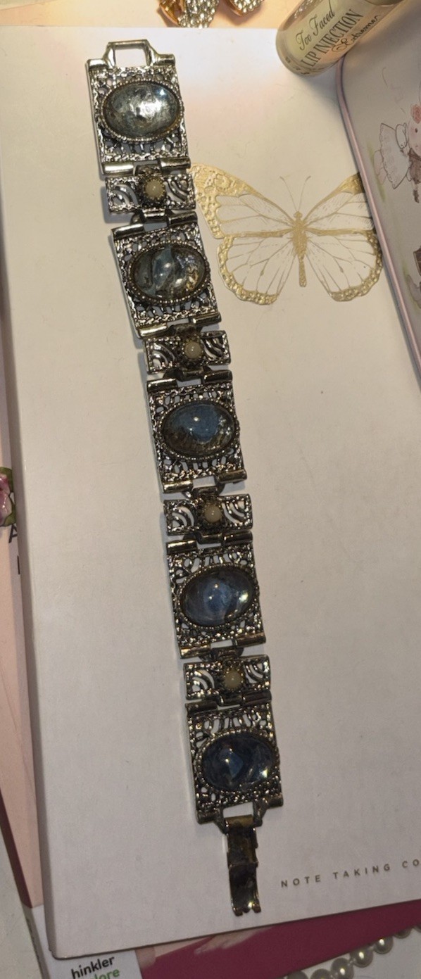 Vintage Silver Tone Blue Oval Cabochon Bracelet & Clip-On Earrings Jewelry Set