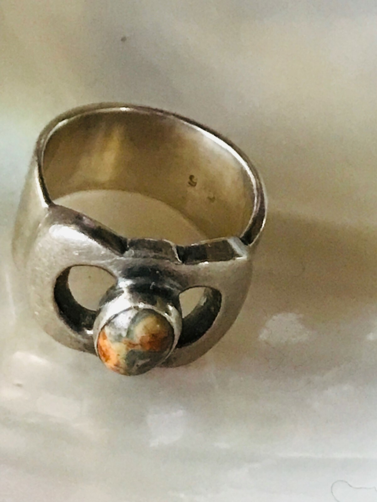 Old Pawn 925 Marked Wide Silver Band w Oval Earthtones Stone Ring Currently Size