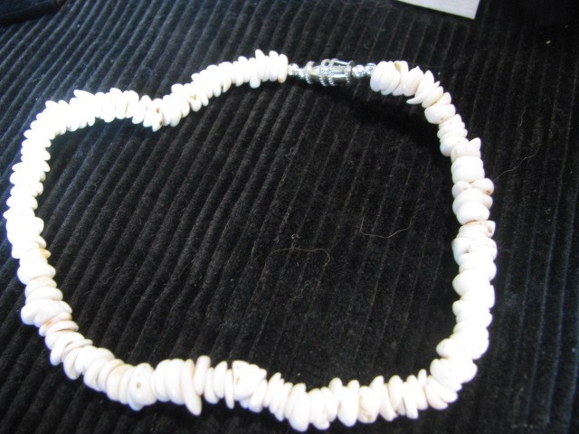LOT S8 – 4 pc SEA SHELL NATURAL TONES MOP NECKLACE EARRING ANKLETS Beach Surfer