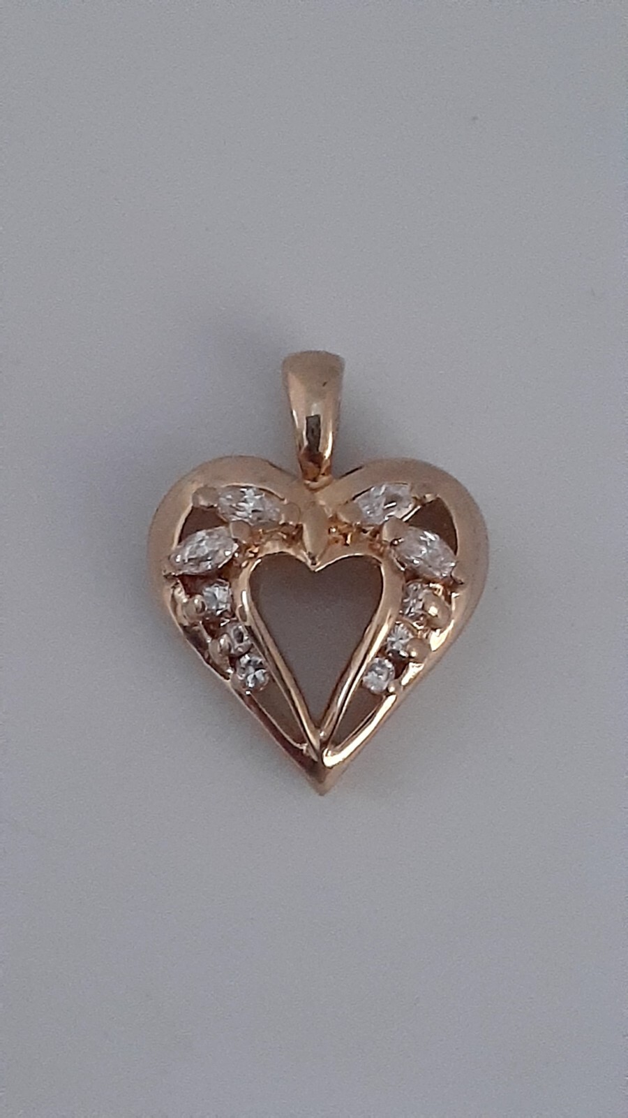 Round & Marquise cut Clear Stone gold Tone Heart pendant