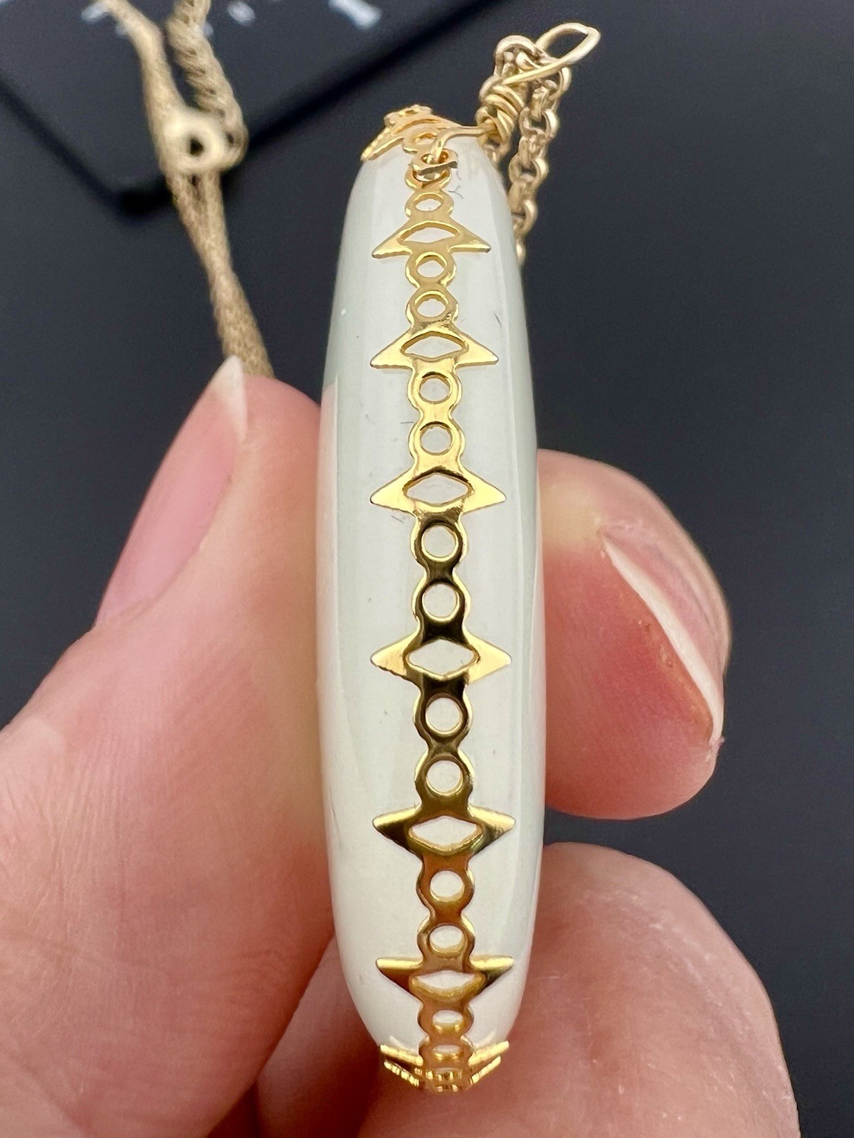 Pale Jade Necklace Statement Teardrop Pendant Gold Tone 30”