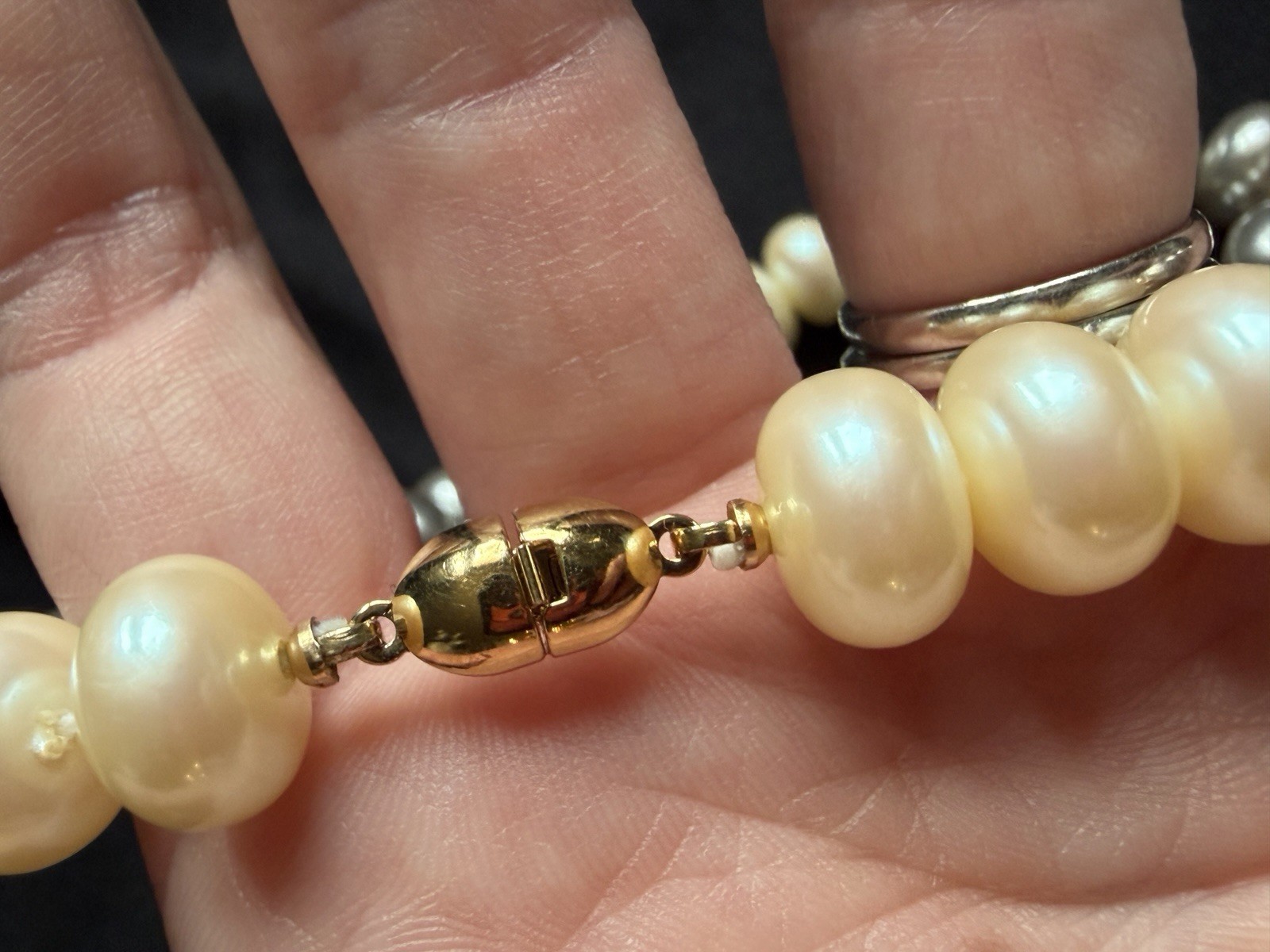 Monet Signed Vintage Faux Pearl Necklace Oval Baroque Gold Spacers 16.5 in