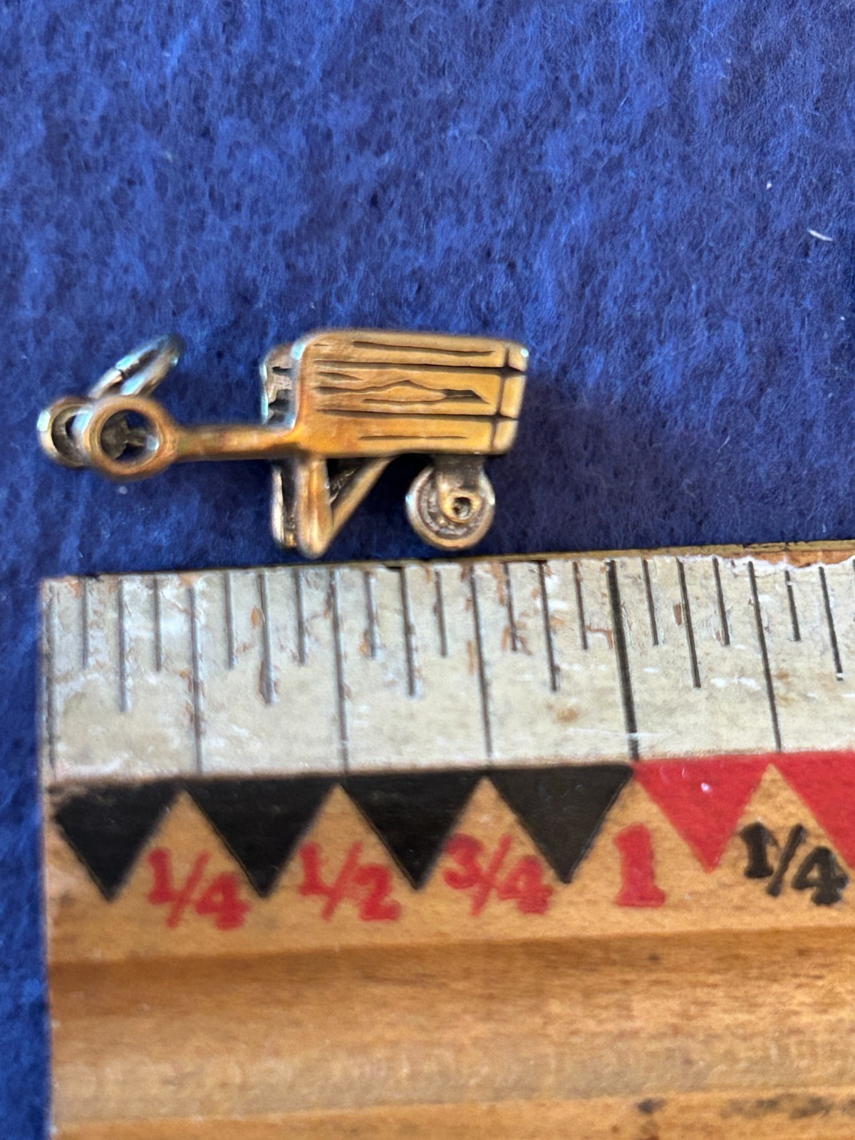 Vtg 3D Sterling Silver Charm Pendant Wheelbarrow 1.8 Grams Moving wheel